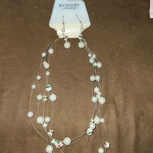 Pretty delicate beaded necklace and earrings set